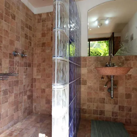 Lovely In Old Town By Renthousing Pollenca